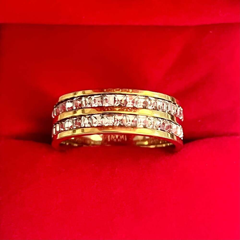 Double Row Princess Cut CZ Gold Band Ring Size 10